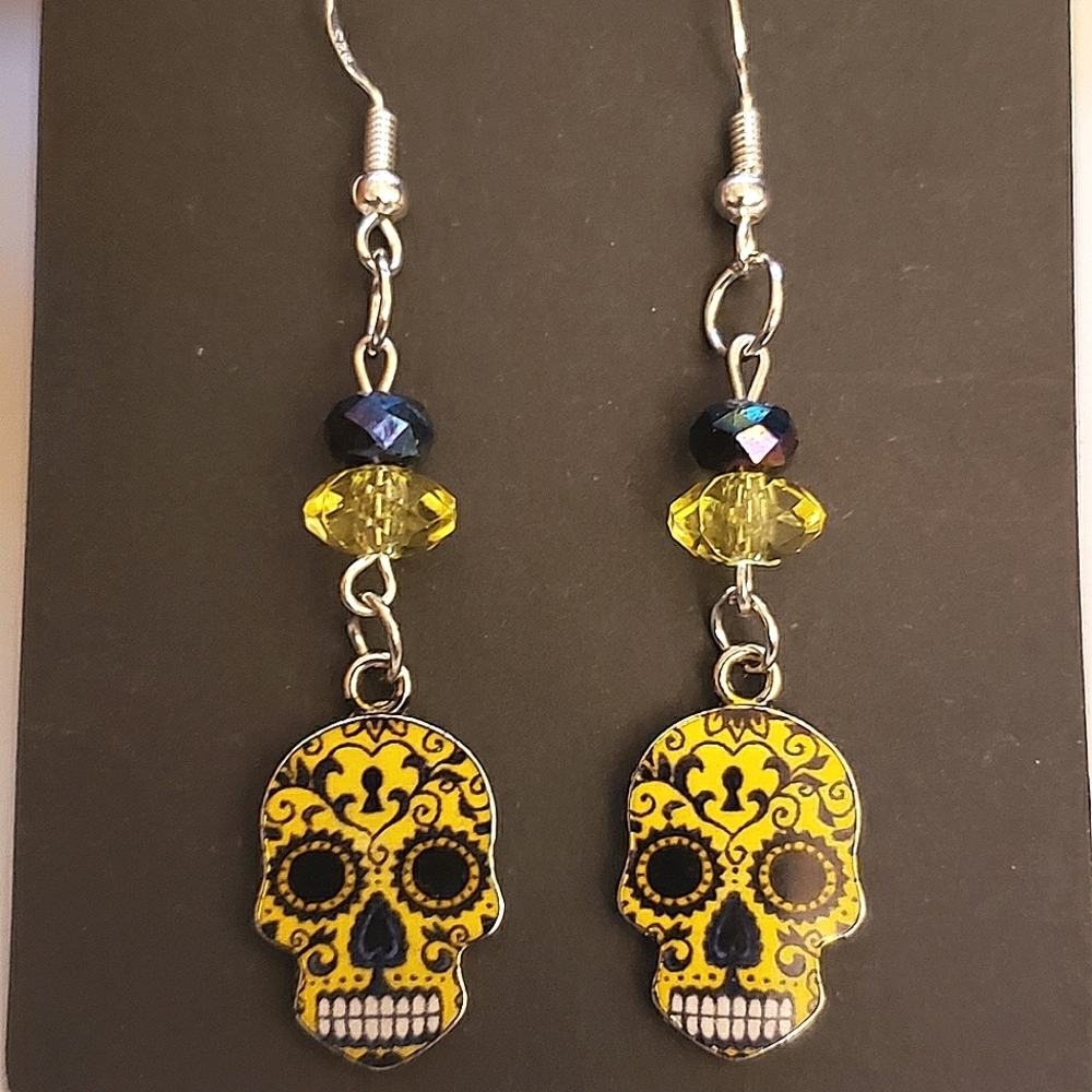 Handmade Beaded Halloween Yellow Black Candy skull Day of the Dead earrings